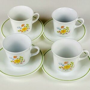 Vintage Corelle Spring Meadow  Cups And Saucers  Set of 4